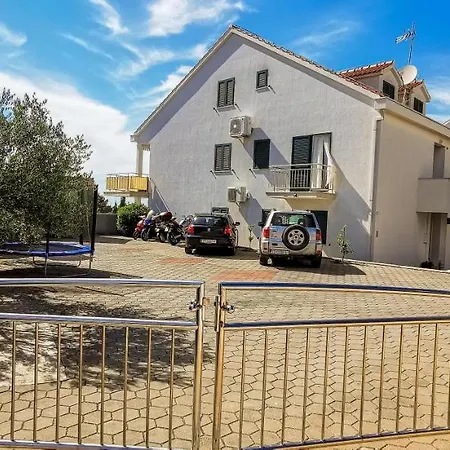 Jerry With Private Pool * Milna (Brac)
