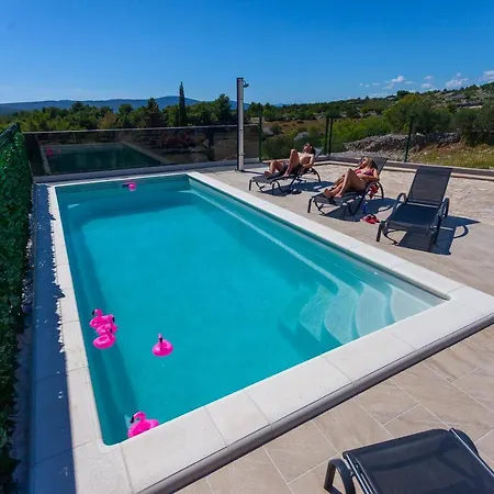 Jerry With Private Pool *